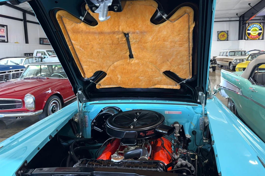 1958 Chevrolet Impala - Image 14 of 31