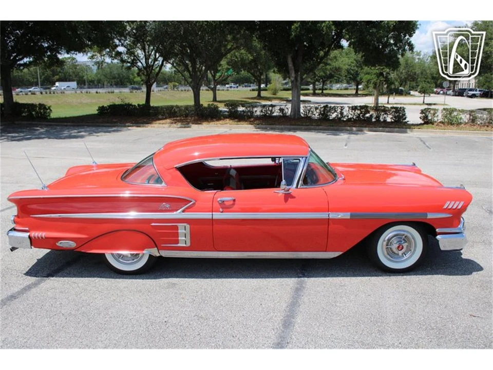 1958 Chevrolet Impala 1st Gen - Image 25 of 31
