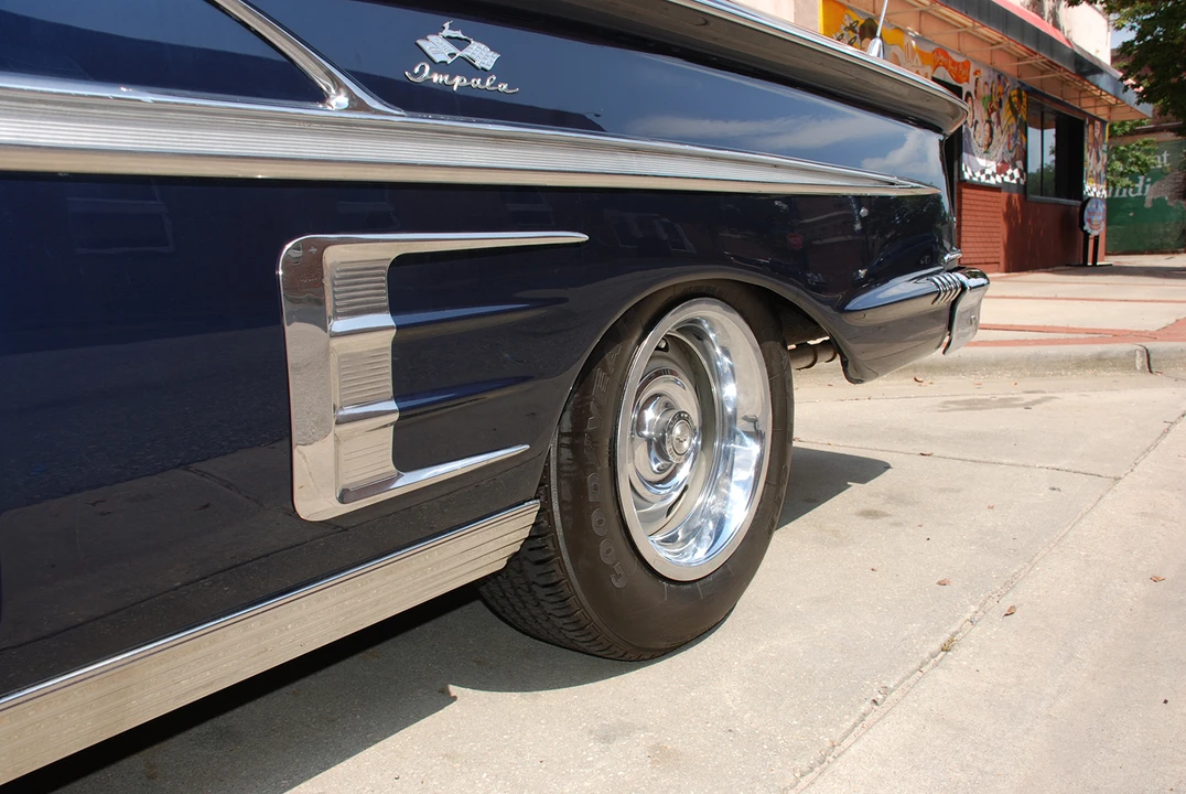 1958 Chevrolet Impala 1st Gen - Image 17 of 31