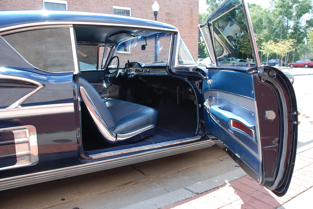 1958 Chevrolet Impala 1st Gen - Image 22 of 31
