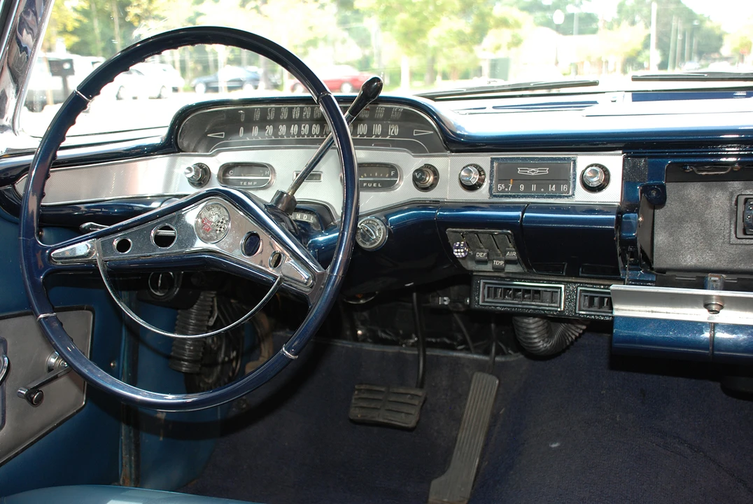 1958 Chevrolet Impala 1st Gen - Image 27 of 31