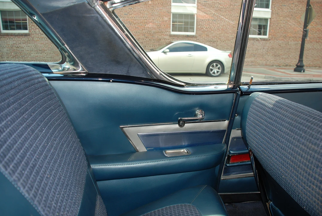 1958 Chevrolet Impala 1st Gen - Image 24 of 31