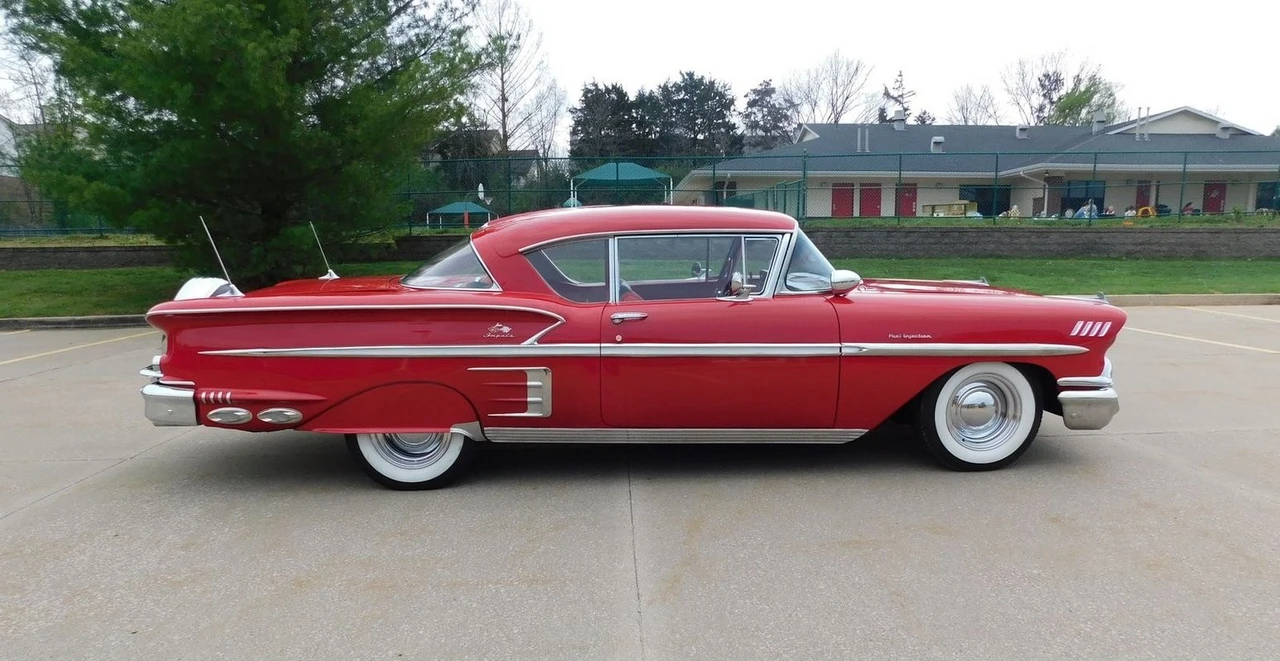 1958 Chevrolet Impala 1st Gen - Image 24 of 31