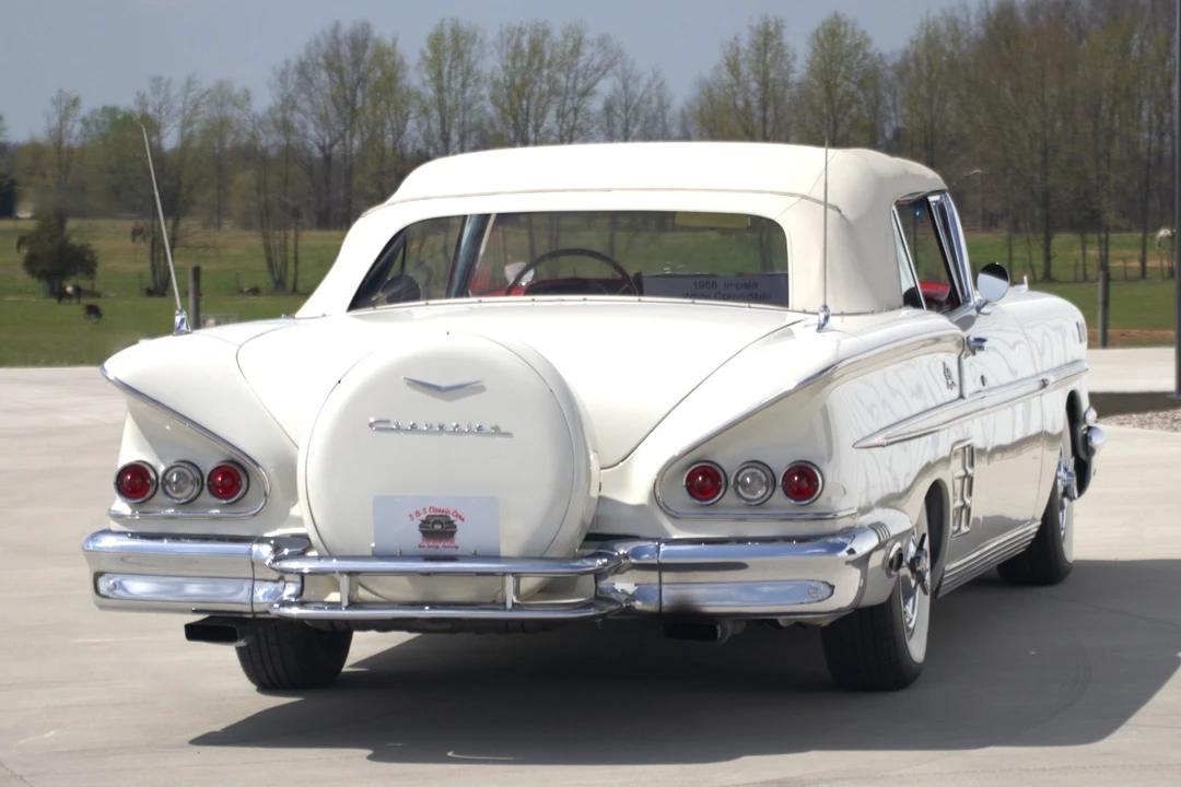 1958 Chevrolet Impala 1st Gen - Image 11 of 31
