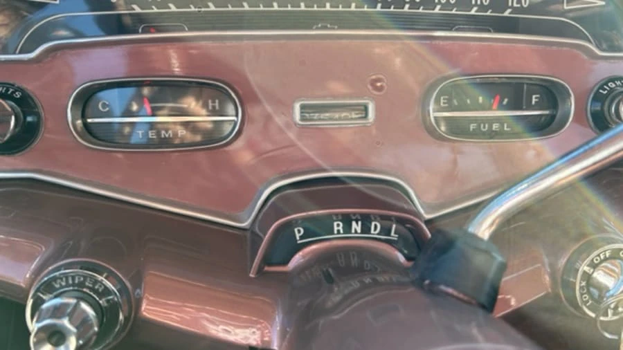 1958 Chevrolet Impala 1st Gen - Image 22 of 23