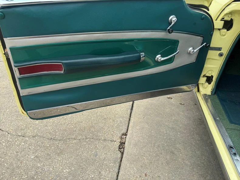 1958 Chevrolet Impala 1st Gen - Image 14 of 23