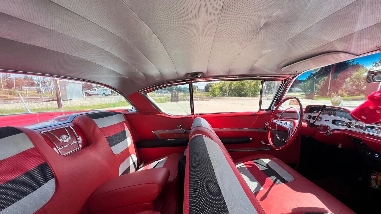 1958 Chevrolet Impala 1st Gen - Image 15 of 21