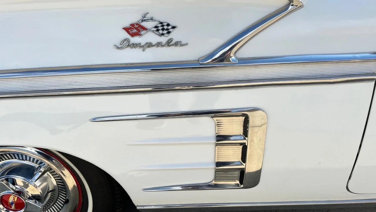 1958 Chevrolet Impala 1st Gen - Image 16 of 21