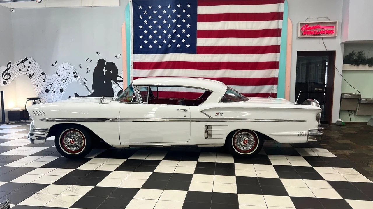 1958 Chevrolet Impala 1st Gen - Image 2 of 21