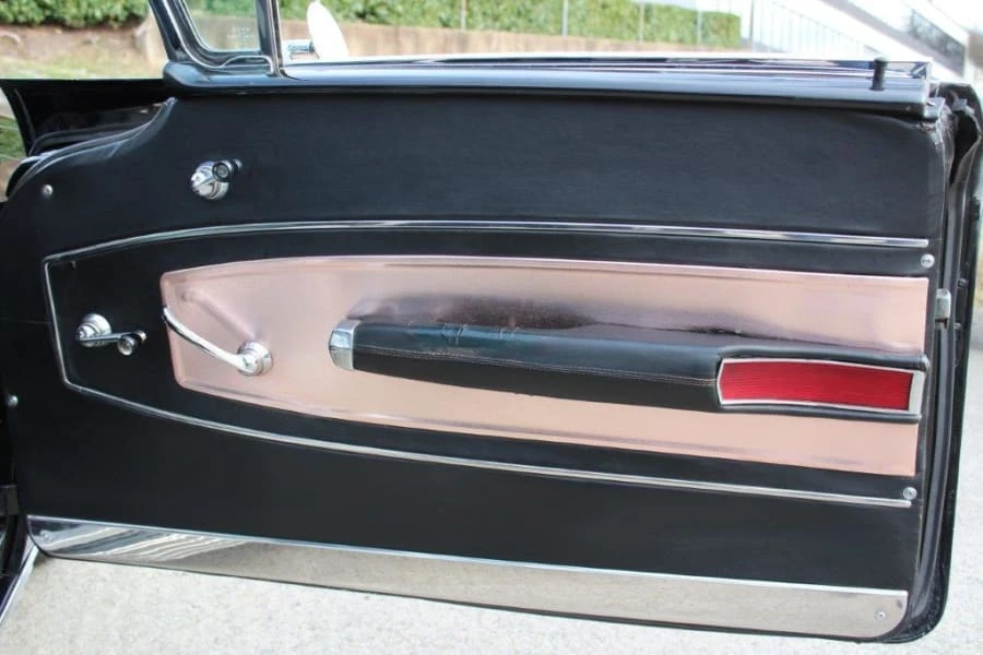 1958 Chevrolet Impala 1st Gen - Image 19 of 31