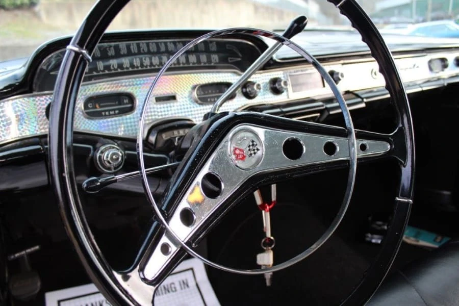 1958 Chevrolet Impala 1st Gen - Image 27 of 31