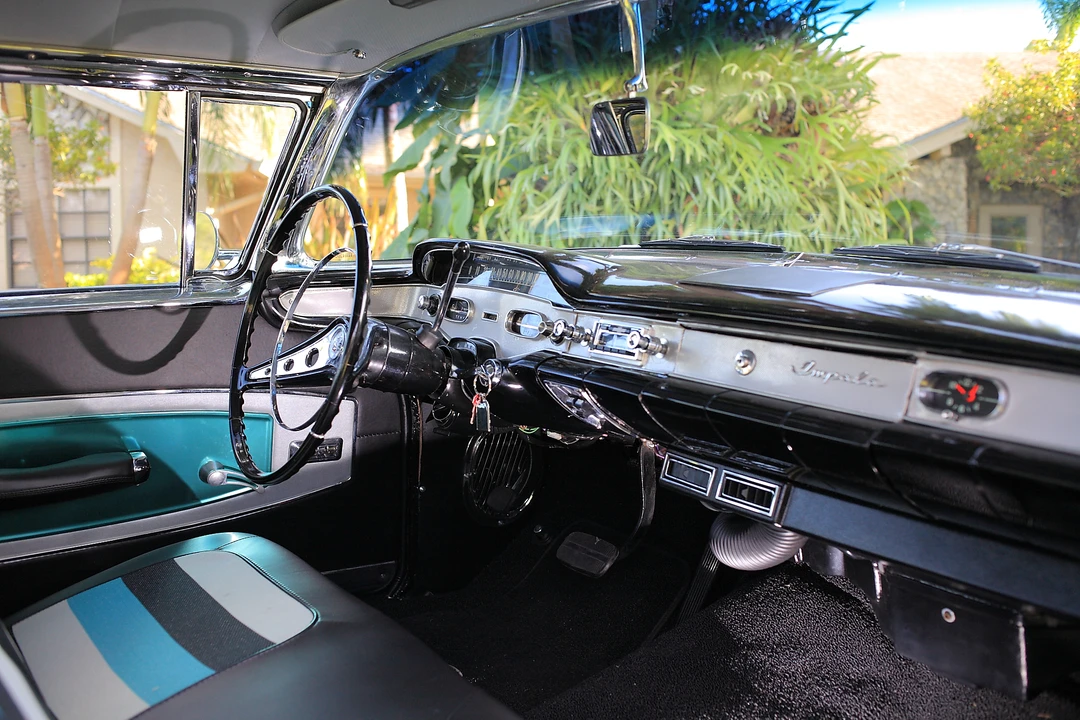 1958 Chevrolet Impala 1st Gen - Image 28 of 31