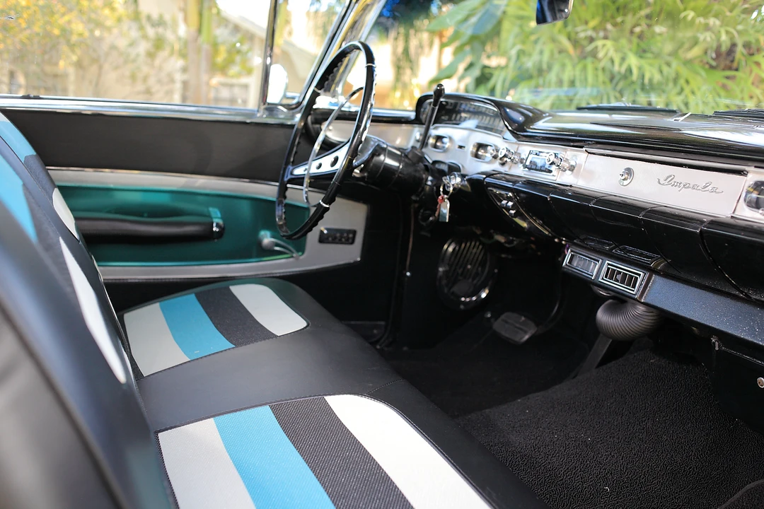 1958 Chevrolet Impala 1st Gen - Image 27 of 31