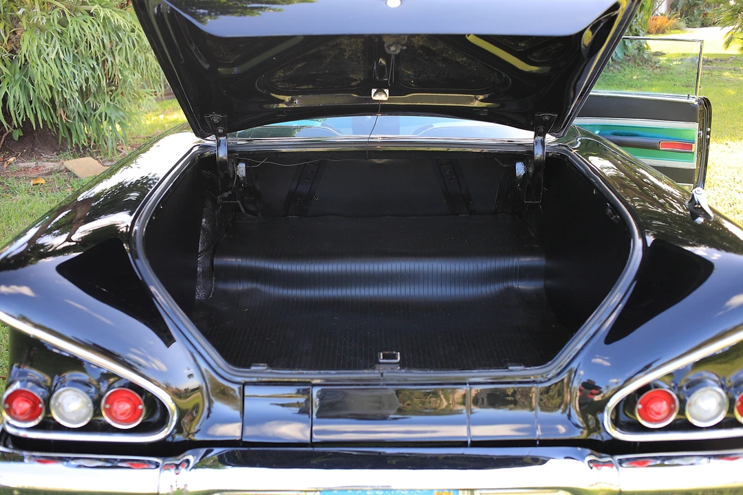 1958 Chevrolet Impala 1st Gen - Image 21 of 31