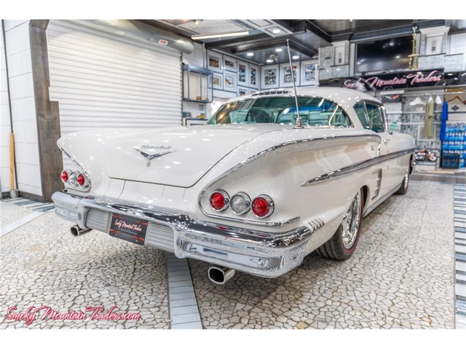 1958 Chevrolet Impala 1st Gen - Image 25 of 31