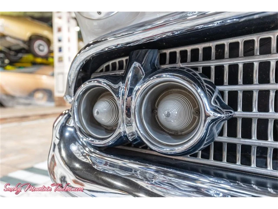 1958 Chevrolet Impala 1st Gen - Image 14 of 31