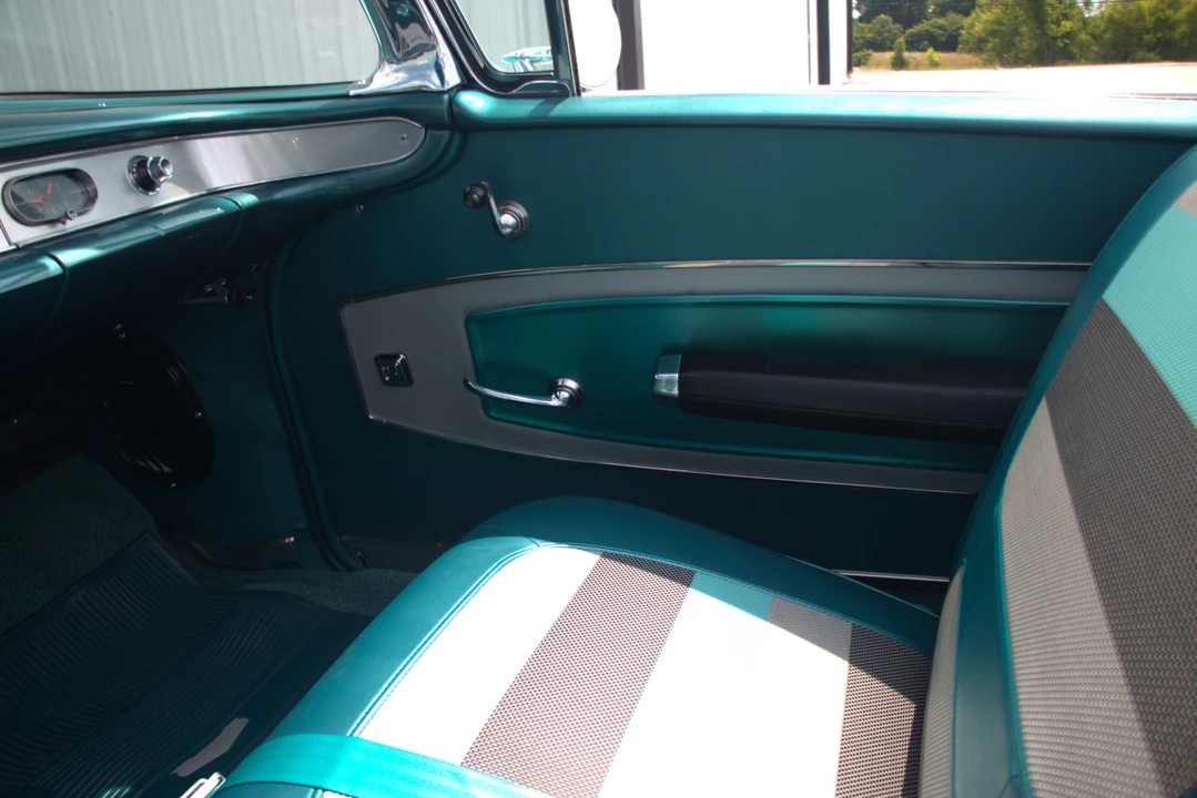 1958 Chevrolet Impala 1st Gen - Image 29 of 31