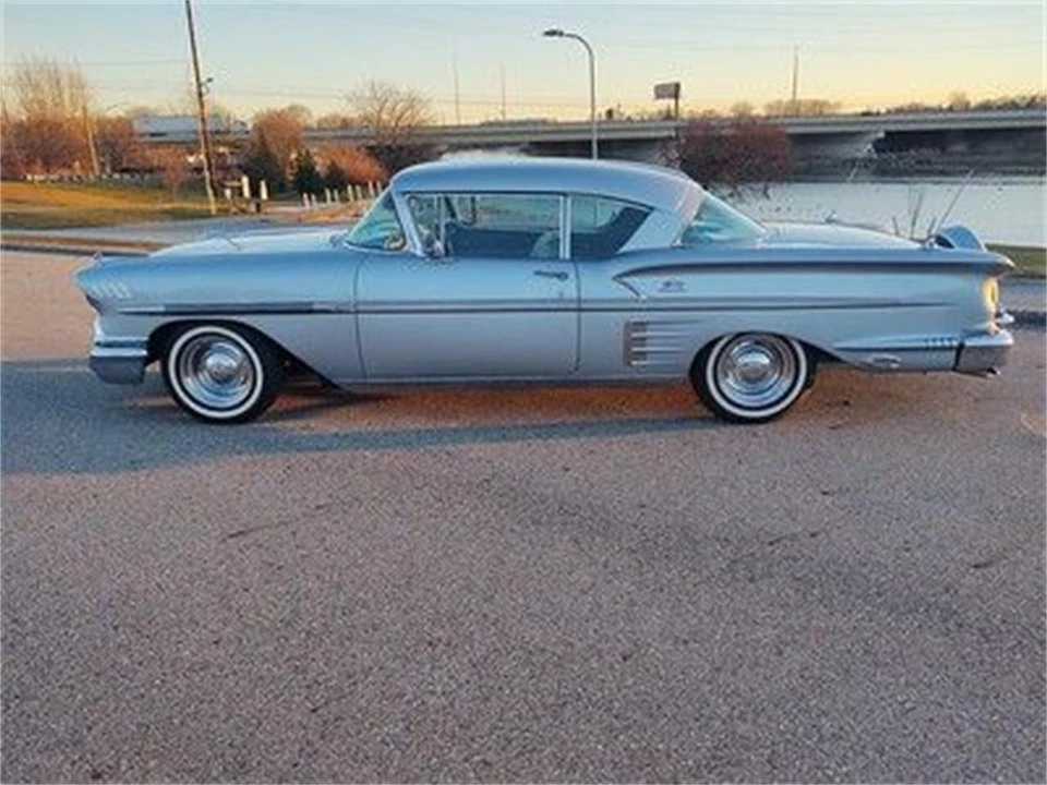 1958 Chevrolet Impala 1st Gen - Image 9 of 30