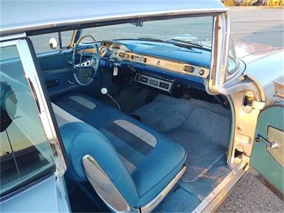 1958 Chevrolet Impala 1st Gen - Image 27 of 30