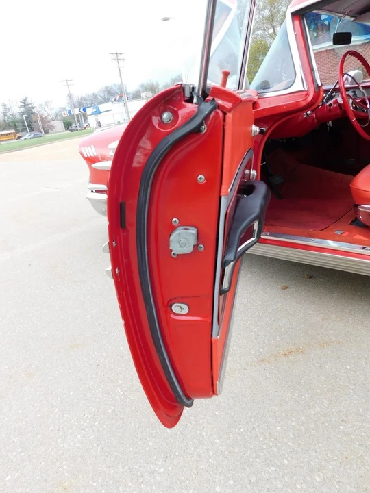 1958 Chevrolet Impala 1st Gen - Image 28 of 31