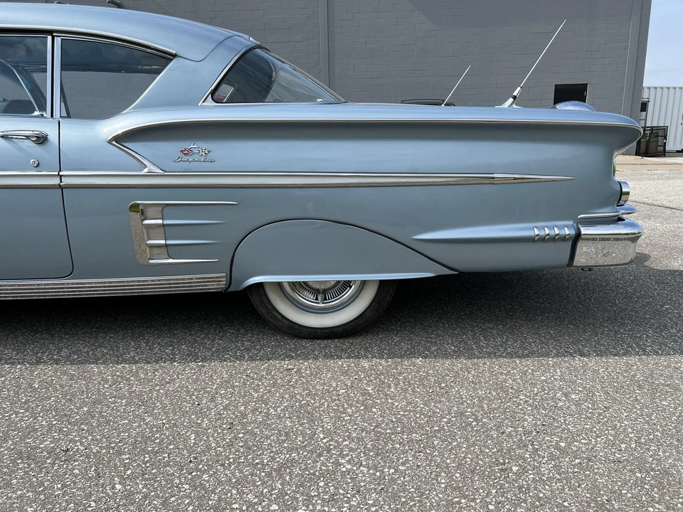 1958 Chevrolet Impala 1st Gen - Image 28 of 31