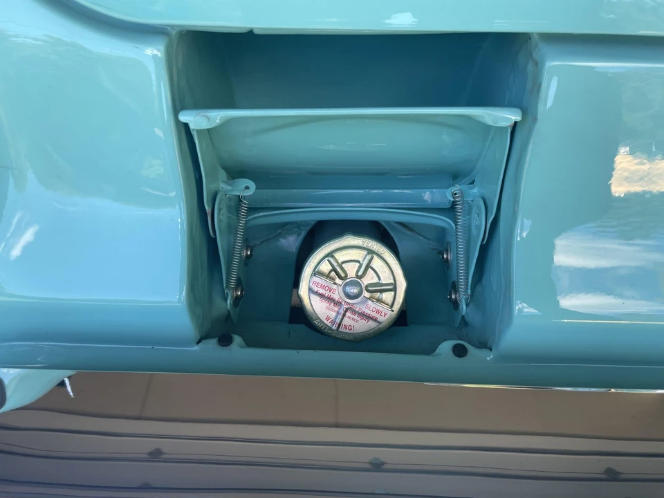 1958 Chevrolet Impala 1st Gen - Image 27 of 31