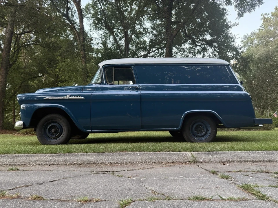 1958 Chevrolet Task Force - Image 5 of 11