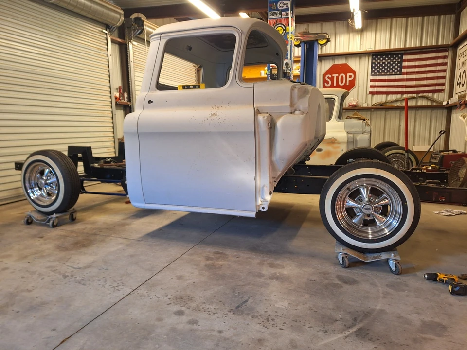 1958 Chevrolet Task Force - Image 10 of 28