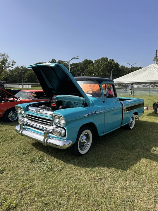 1958 Chevrolet Task Force - Image 2 of 15