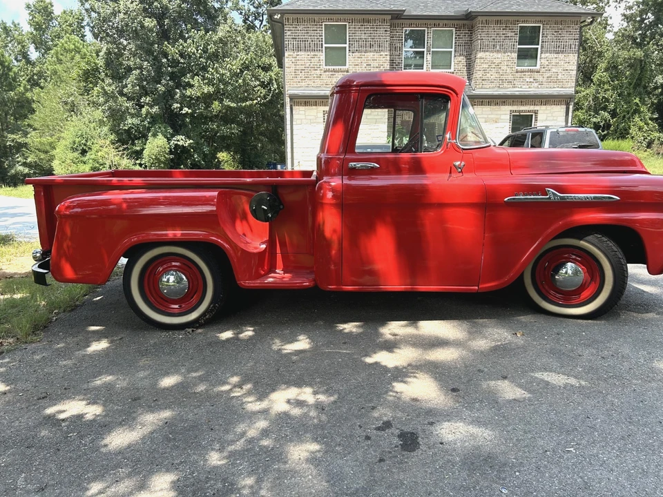 1958 Chevrolet Task Force - Image 7 of 15