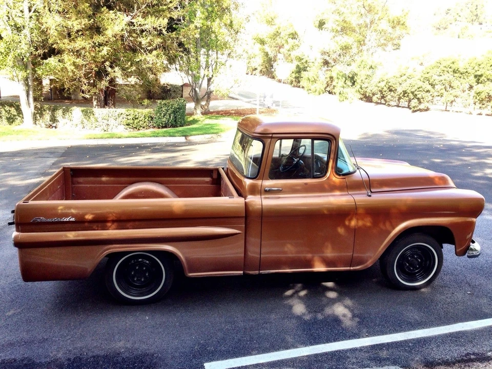 1958 Chevrolet Task Force - Image 2 of 10
