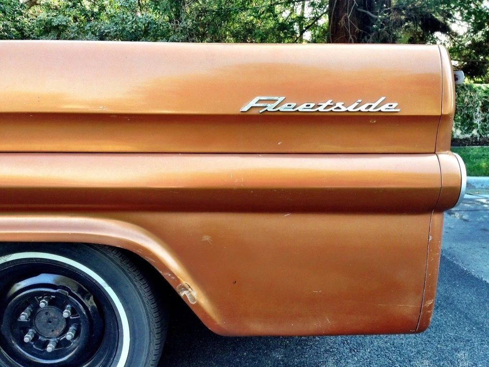 1958 Chevrolet Task Force - Image 7 of 10