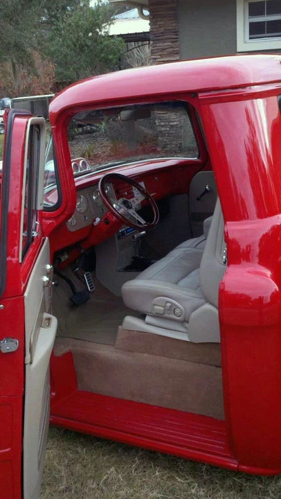 1958 Chevrolet Task Force - Image 3 of 4