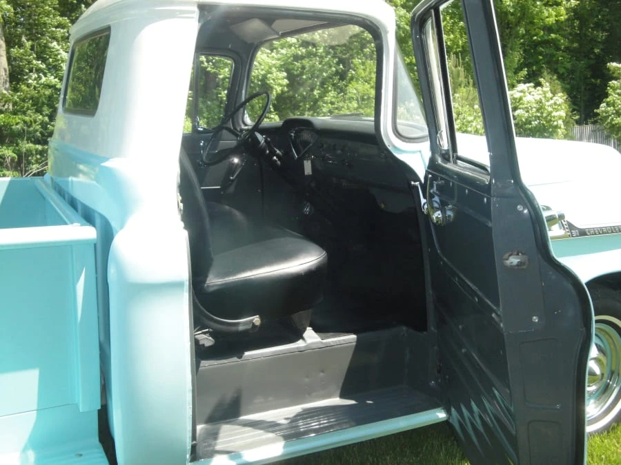 1958 Chevrolet Task Force - Image 4 of 6