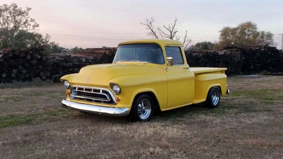 1958 Chevrolet Task Force - Image 5 of 21