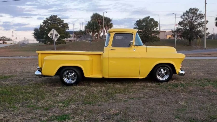 1958 Chevrolet Task Force - Image 4 of 21