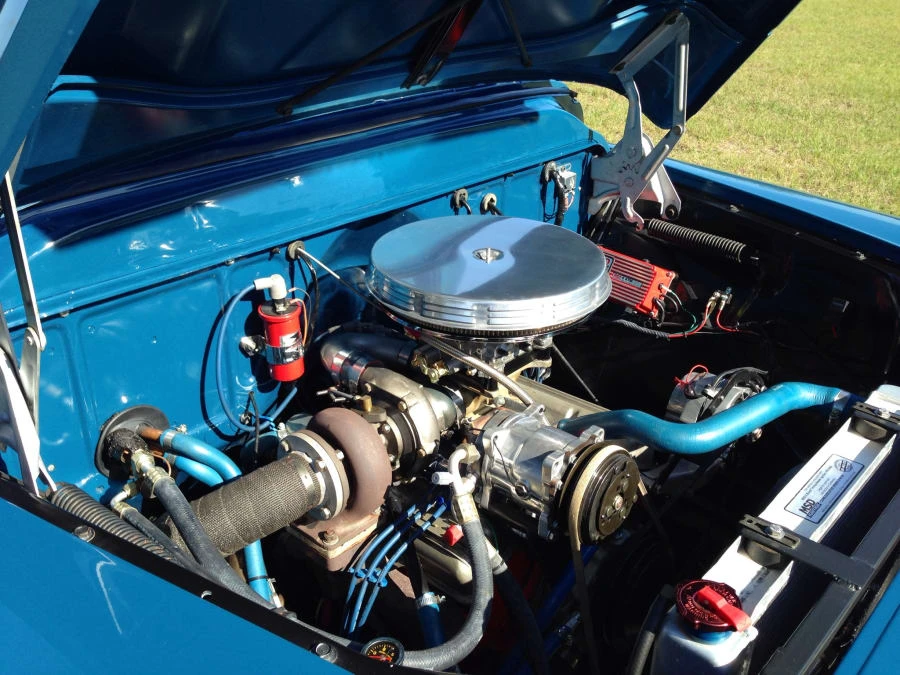 1958 Chevrolet Task Force - Image 6 of 8