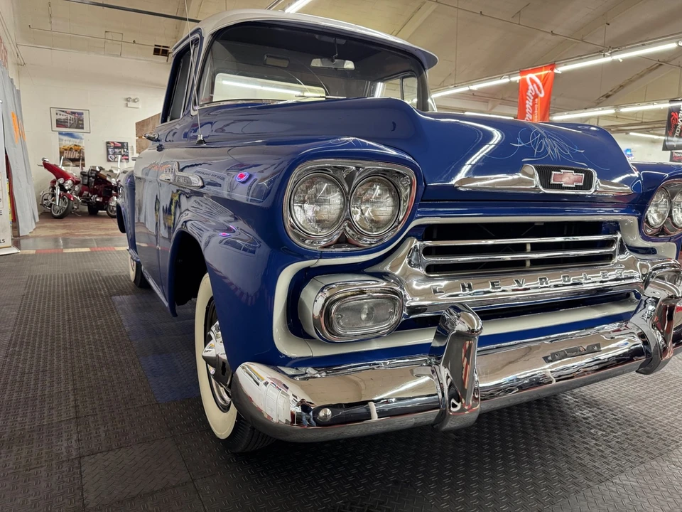 1958 Chevrolet Task Force - Image 10 of 21