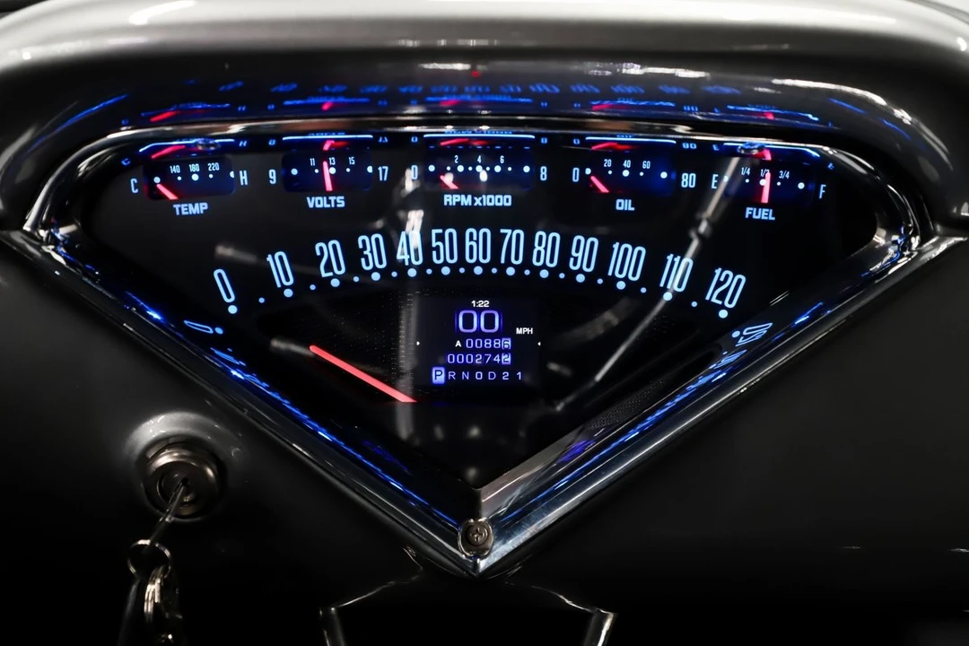 1958 Chevrolet Suburban 4th Gen - Image 15 of 21