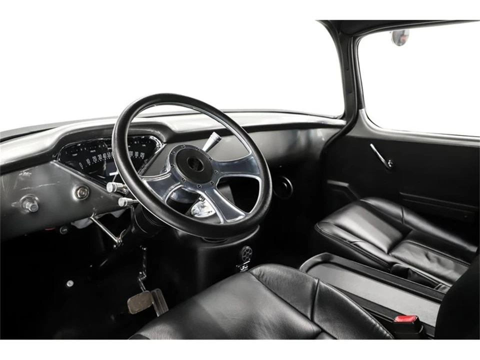 1958 Chevrolet Suburban 4th Gen - Image 2 of 31