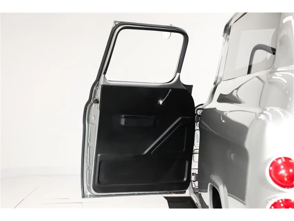 1958 Chevrolet Suburban 4th Gen - Image 7 of 31