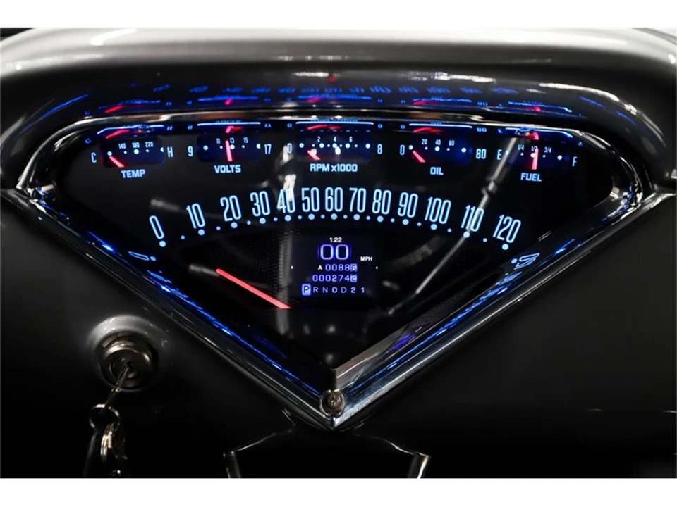 1958 Chevrolet Suburban 4th Gen - Image 15 of 31