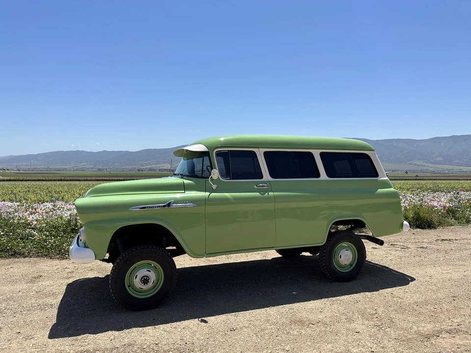 1958 Chevrolet Suburban 4th Gen - Image 10 of 31