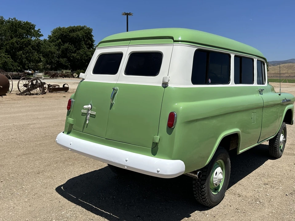 1958 Chevrolet Suburban 4th Gen - Image 7 of 31