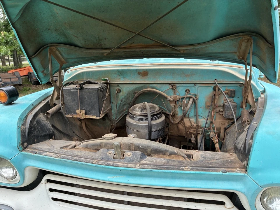 1958 Chevrolet Task Force - Image 23 of 28