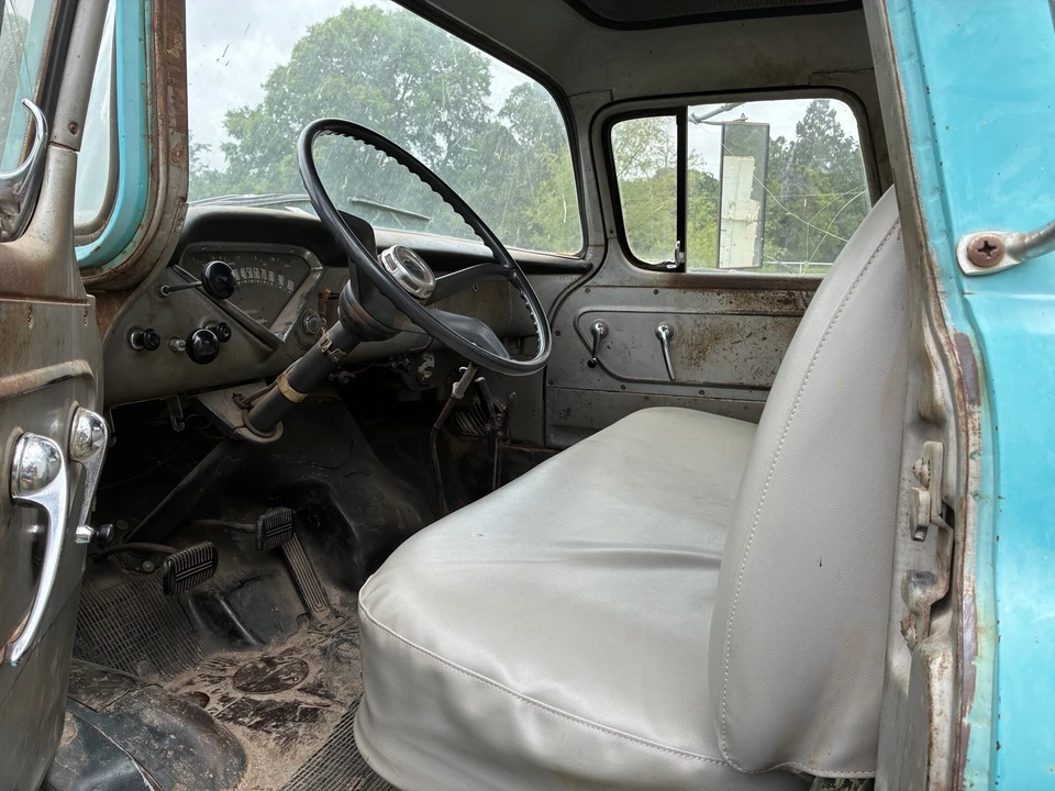 1958 Chevrolet Task Force - Image 17 of 28