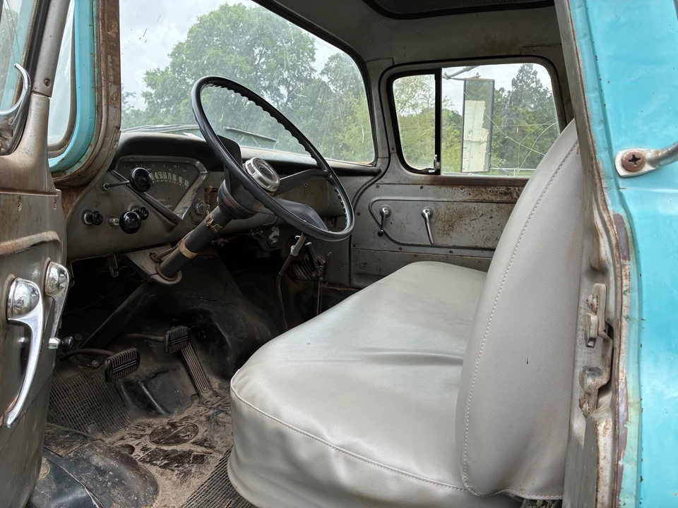 1958 Chevrolet Task Force - Image 17 of 28