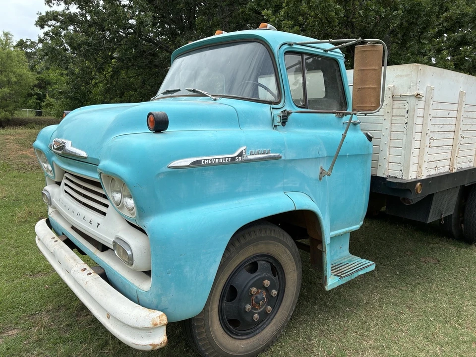 1958 Chevrolet Task Force - Image 6 of 28