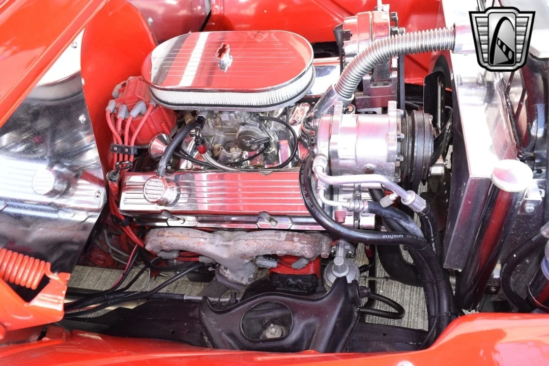 1958 Chevrolet Task Force - Image 20 of 21
