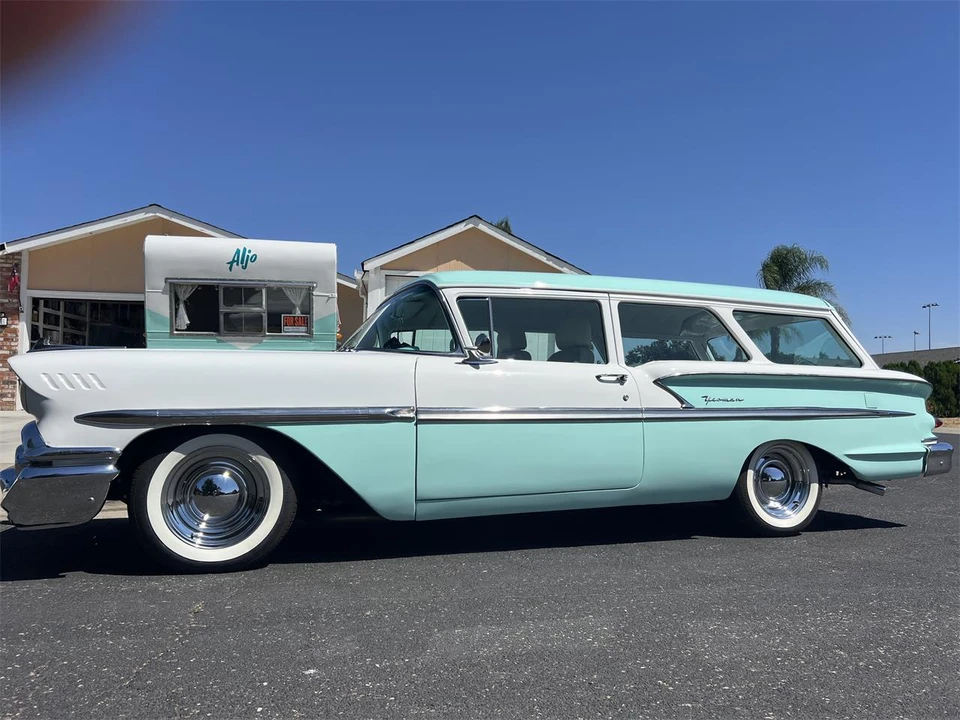 1958 Chevrolet Nomad - Image 2 of 31